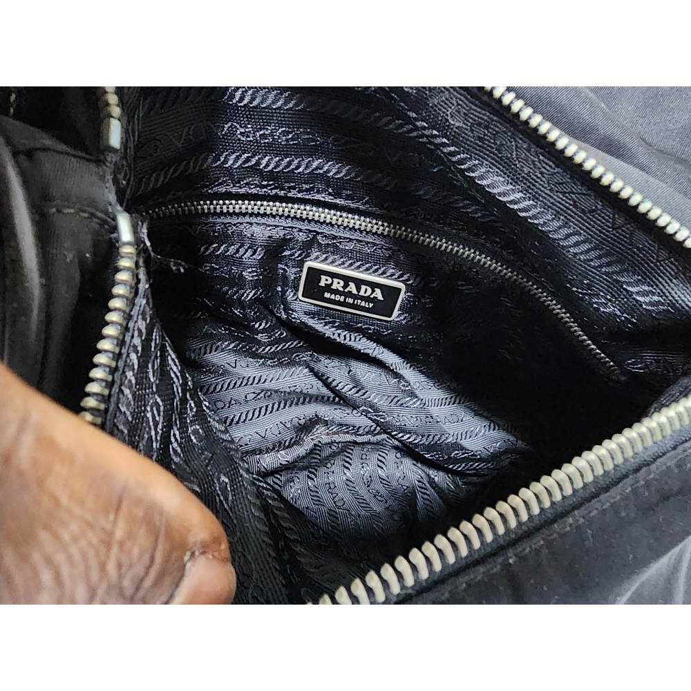 Prada Vintage Tessuto Nylon Corsaire Shoulder Bag Black - Picture 15 of 15